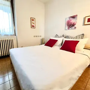 https://greenresidence-apartments.it-lombardy.com