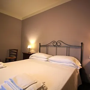  Vakantieboerderij Casale Dello Sparviero